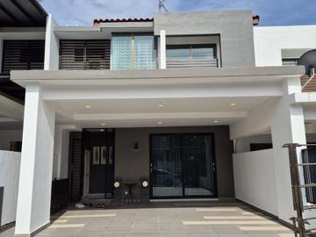 Bandar Dato Onn 2 Storey House Jalan Perjiranan 12 Fully Renovated GG