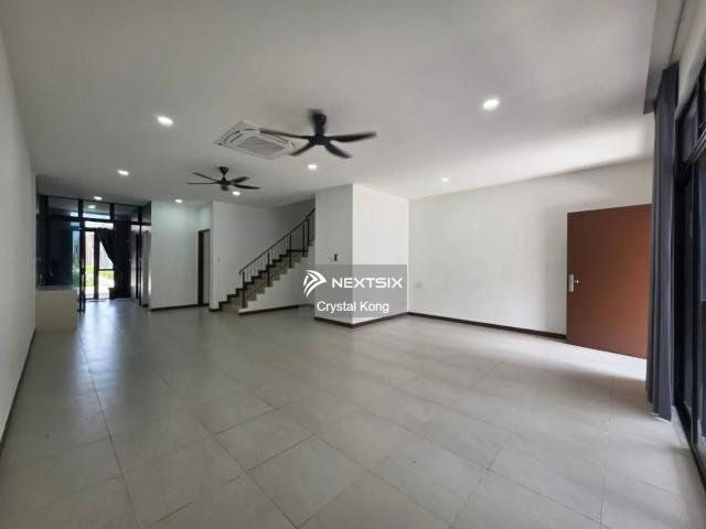 Bandar Dato Onn Double Storey Terrace for Rent RM2300 Brand new unit, Unblock View, near Playground