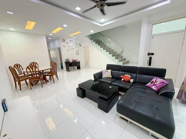 Bandar Dato Onn Double Storey Terrace House For Rent