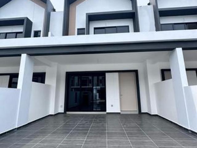 Bandar Dato Onn Double Storey Terrace House 4bed Johor Bahru