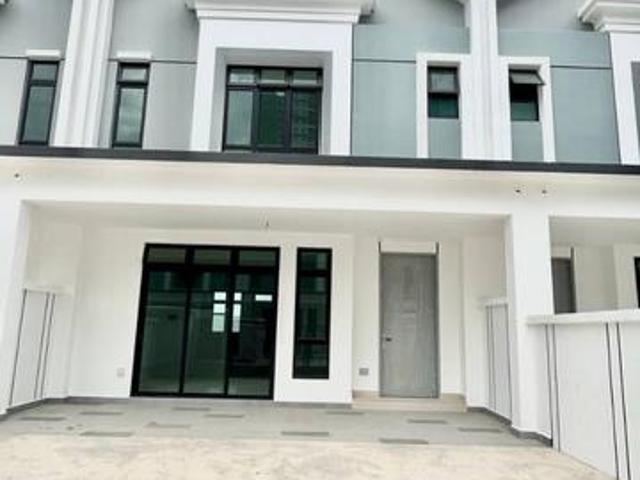Bandar dato onn desa palma jalan Palma double storey brand new unit
