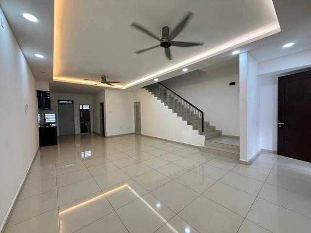 Bandar Dato Onn house for Rent