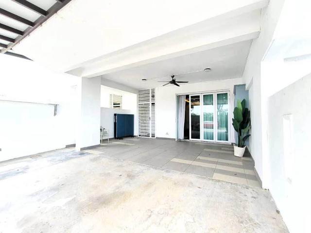 BANDAR DATO ONNPerjiranan 12FULL RENOVATEBELOW MARKET