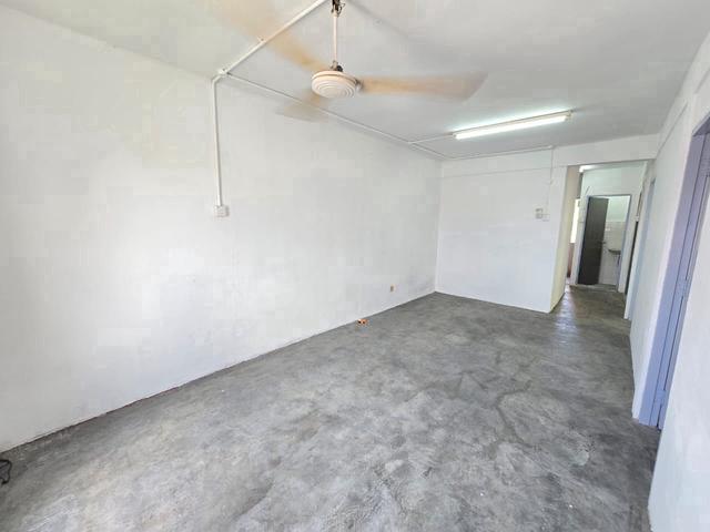 Bandar Damai Perdana Flat 646sf 3r1b 2nd floor Cheras