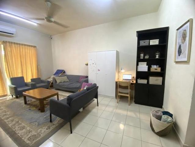 Bandar Kinrara 5 Double Storey House Puchong Selangor