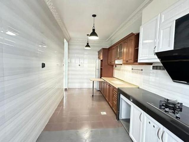Bandar Kinrara 5 Freehold 20x70 Property Sale