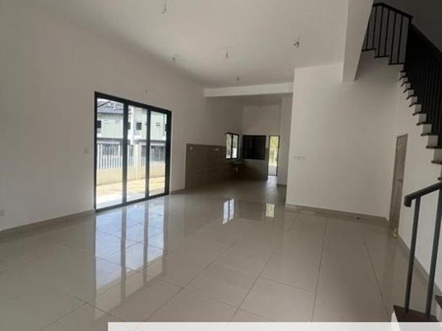 Bandar Kinrara 8