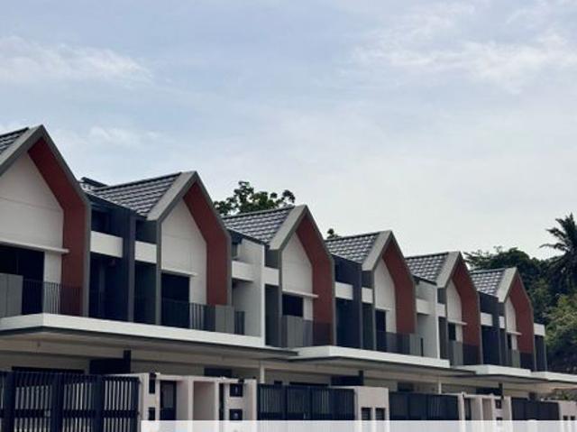 Bandar Kinrara 8