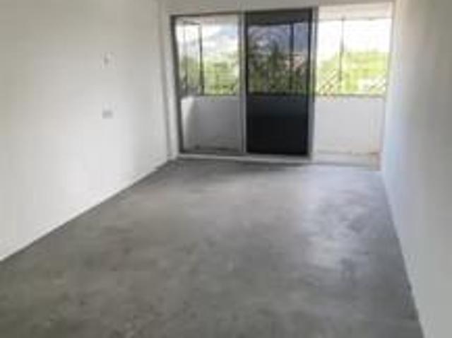 Bandar Kluang Block F Flat Haji Manan No Agent Fees