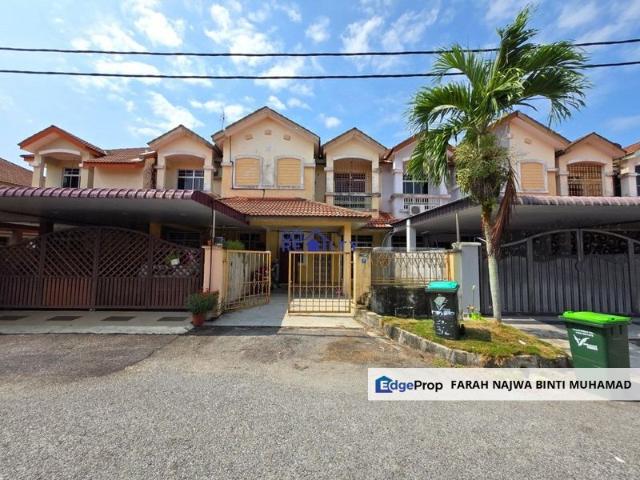 Bandar Laguna Merbok