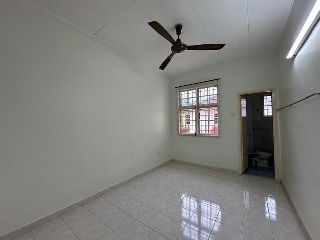 Bandar Laguna Merbok 2 Stry Terrace House Below Market Extend Fully