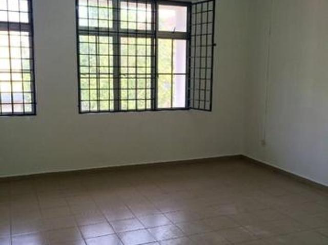 Bandar Mahkota Cheras 1376sqft 2Storey House Mahkota Cheras Selan