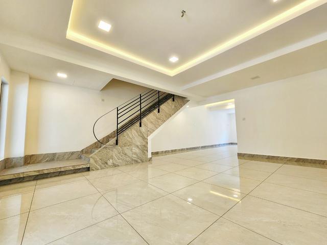 Bandar Mahkota Cheras Double Storey House Newly Reno Move in Condition