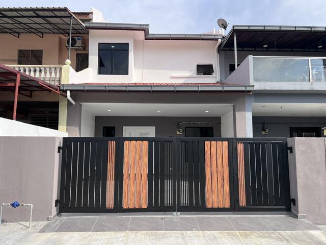 Bandar Mahkota Cheras near Shop Lot