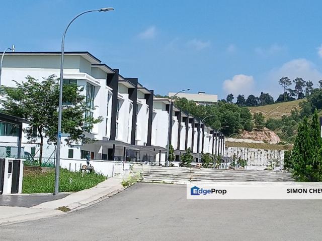 Bandar Nusa Rhu