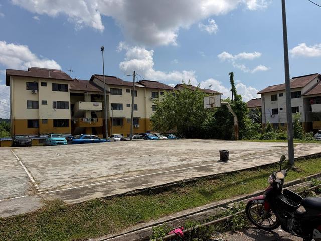 Bandar Selesa JayaFlatFully RenovatedLower Floor For SaleSkudai