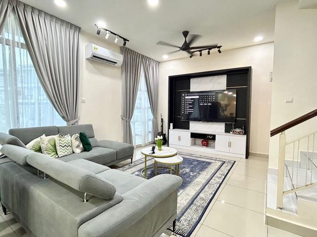 BANDAR SERI ALAM MASAI End Lot Double Storey