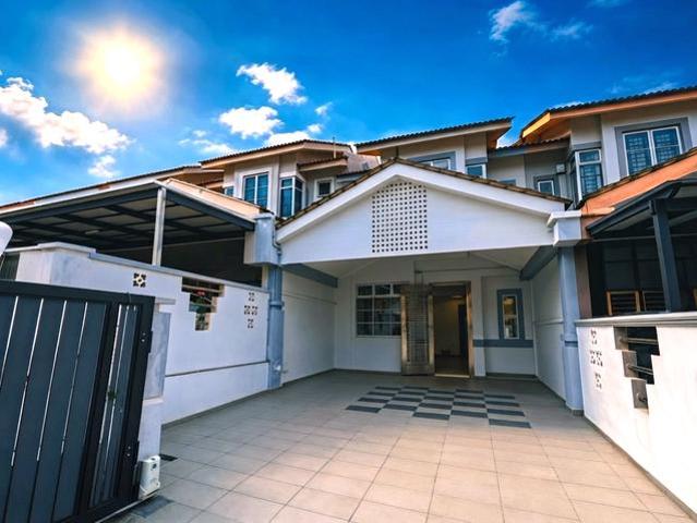 Bandar Seri Alam Jalan Bayu Double storey