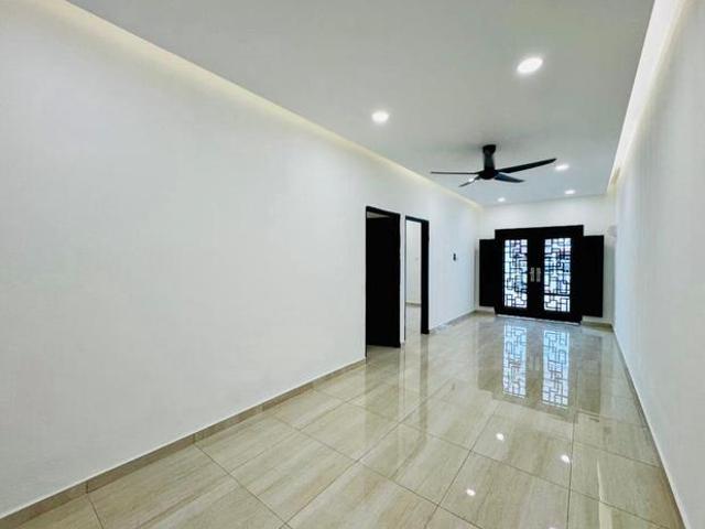 Bandar Seri Alam Jalan Suria Fully renovated 3bed 2bath near lotus