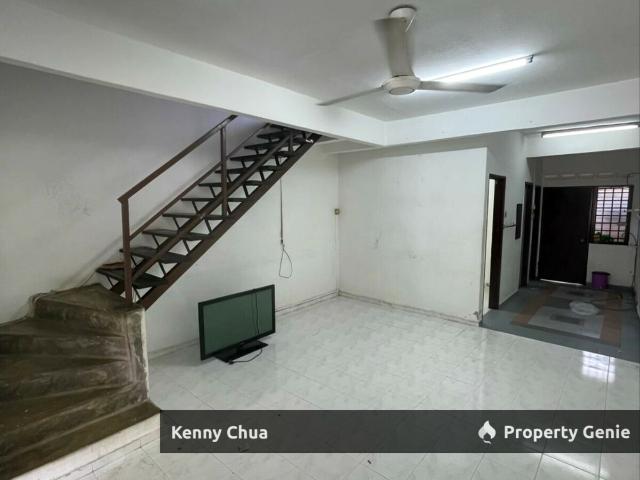 Bandar Seri Alam / Jalan Tasek / Double Storey Medium Cost
