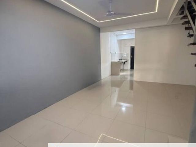 Bandar Seri Alam Jalan Tasek Long Table Top Plaster Ceiling Modern Front Carporch Tiles