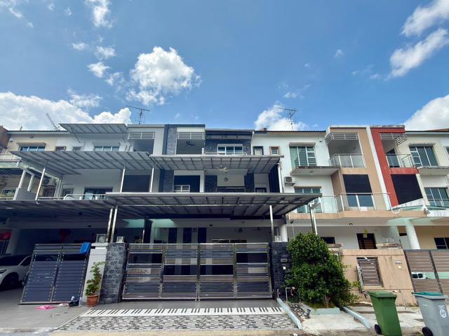 Bandar Seri Alam 3 Storey Terrace House 5bed Renovated Masai Johor