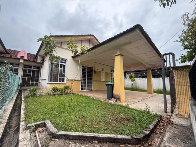 BANDAR SERI ASTANA SINGLE STOREY LINK BUNGALOW FoR SALE