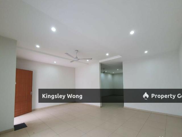 Bandar Seri Botani Facing field Freehold Double Storey Terrace House