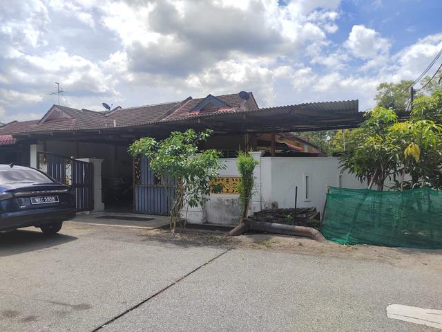 Bandar Springhill Corner Lot Teres Setingkat Lukut Port Dickson