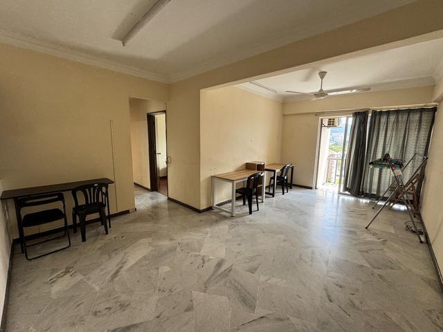 Bandar Sri Damansara courts apartment