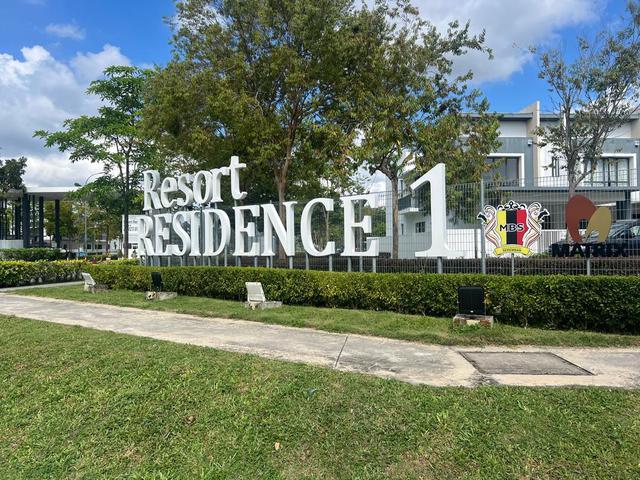 Bandar Sri Sendayan 4R3B Partially Furnished Double Stry for Rent