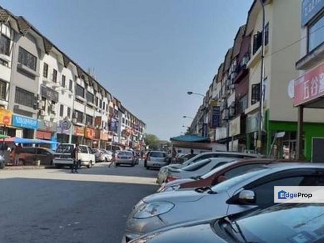 Bandar Sungai Long