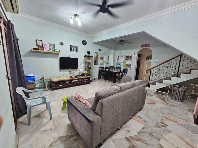 Bandar Sungai Long SL6 Double Storey House Renovated Partly Furnished