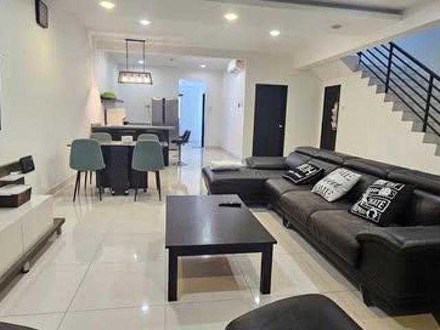 Bandar Parklands Klang Double Storey Superlink Fully Renovated