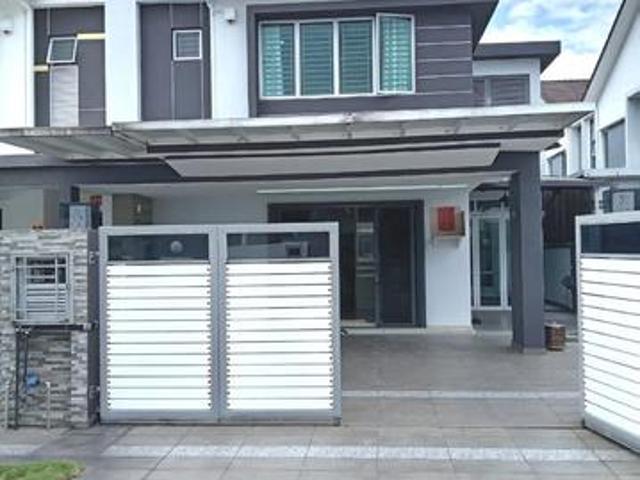 Bandar Parklandsklang Fully Furnished 2Storey Cluster Semi D For Rent