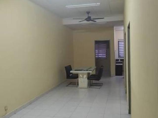 Bandar Putera 2 Klang 1 Sty House Below Market Value Full Loan Allowed