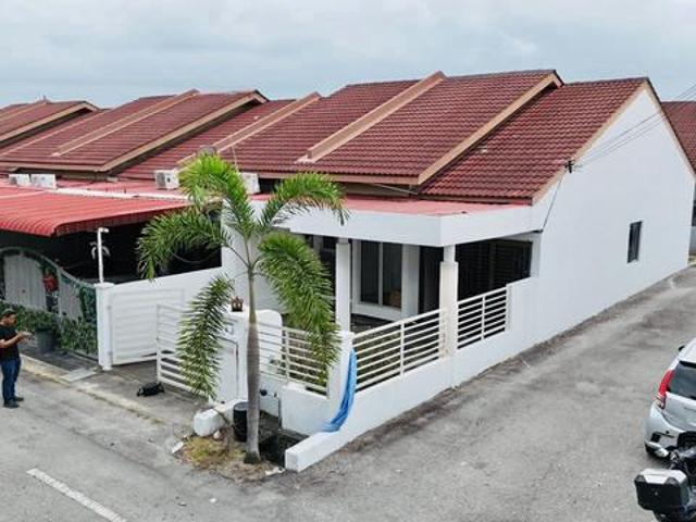 Bandar Putera 2 Klang Teres End Lot Mengadap Padang