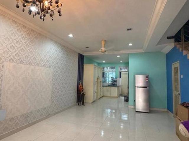 Bandar Puteri Gelang Klang Double Storey 18 x 75 Kitchen table top Ho