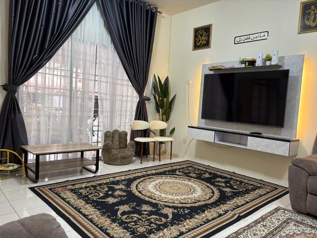 Bandar Puteri Jaya Terrace 4 Beds Renovated MoveIn Ready