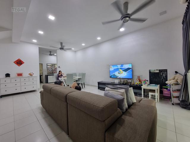 Bandar Puteri Klang Facing South Fully Furnished and Renovated
