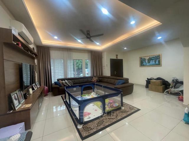 Bandar Puteri Klang 25 Storey Renovated Very Nice Unit For Sale
