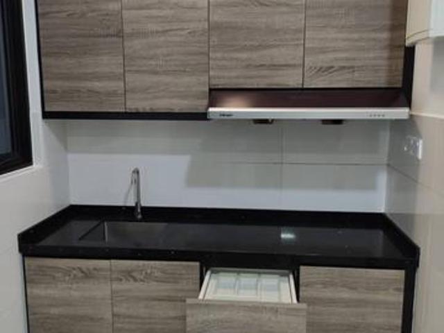 Bandar Puteri Puchong Condo Nearby LRT and Amenities Walk to Park