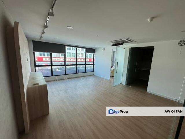 Bandar Puteri Puchong, Corner Unit