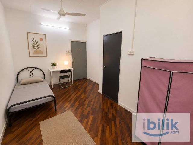 Bandar Puteri Puchong | Fully Furnished Room | Move In Ready! Near IOI Mall & LRT