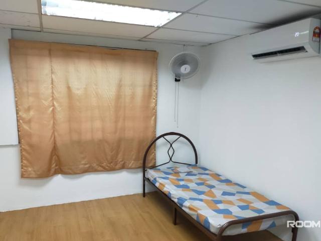 ️ Bandar Puteri Puchong ️️️ Fully Furnished Single Room with Air Conditioning! ❄️
