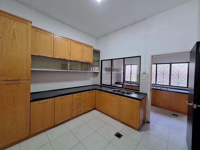 Bandar Puteri Puchong Jaya Taman Wawasan 4rooms 4baths for Rent