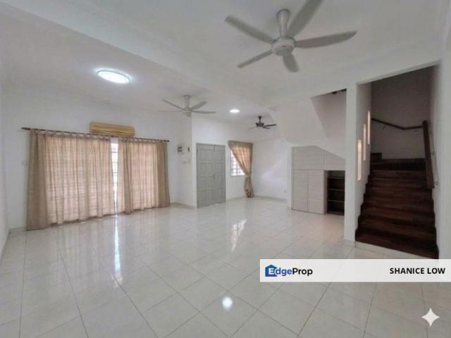 Bandar Puteri 2 storey 4 bedrooms 3 bathrooms ground and first floor fully extended for