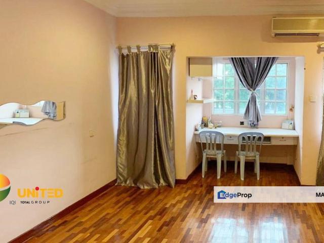Bandar Puteri MUST VIEW  NICE RENOVATED  4R3B, near Wawasan JAYA