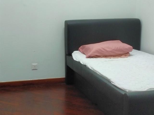 Bandar Puteri 6 Puchong Room 550