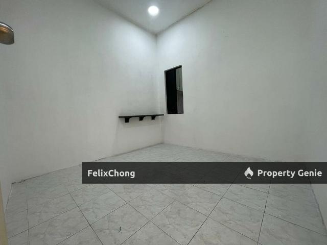 Bandar Putra 1 Sty Terrace,Jalan Merak,Kulai,Renovated,Extend,Unblock